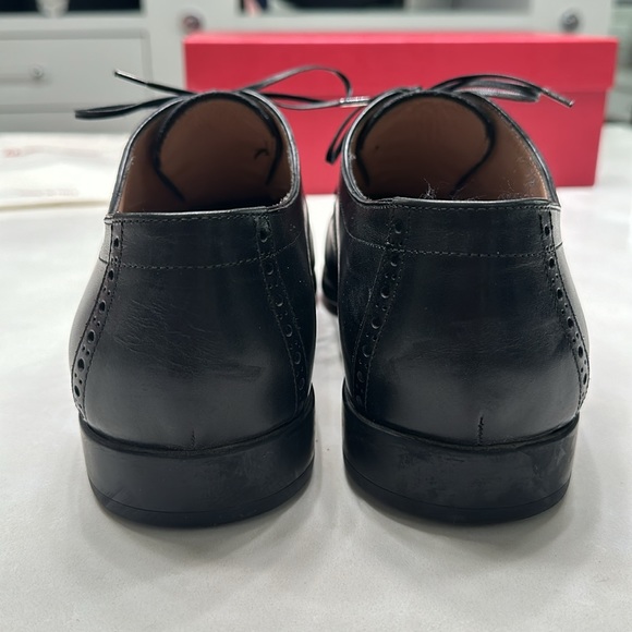 Salvatore Ferragamo Men’s Dress Shoe - Perfect Condition - Picture 5 of 11